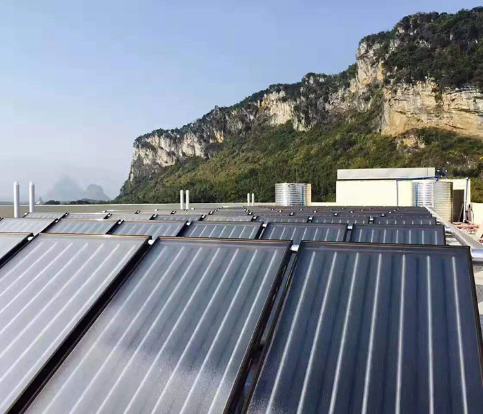 ѧУ̫������ˮ����